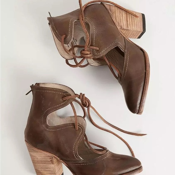 NEW! Freebird by Steven Flame Shoe/Booties (10) - Picture 8 of 9